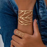 Винтидж гривна с дизайн на листо