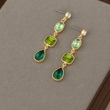 Кона | Висящи обеци с зелени камъни
