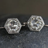 Кръгли обеци от бяло стъкло