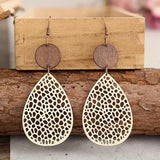 Окачени обеци от кожа