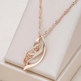 Елегантно и Хармонично Колие в Златисто