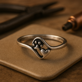 Винтидж пръстен от стерлингово сребро с лапа и сърце