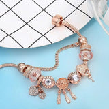 Розова гривна за улавяне на сънища с висящи елементи от сребро