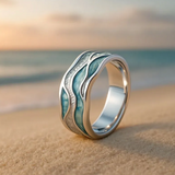 Пръстен Аурора на вълните на океана и плажа