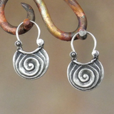 Геометрични обеци от метал