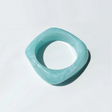 Цветна квадратна гривна от акрил