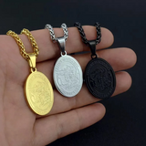 Овално колие с портрет на ангел от неръждаема стомана