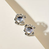 Обеците на Пълнолунието