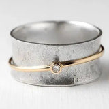 Винтидж пръстен от сребро с цирконий и златист кант