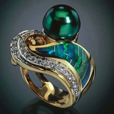 Винтидж пръстен с зелена циркония