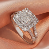 Сребристо блестящо пръстенче с кубчета