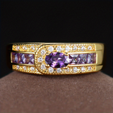 Винтидж златен пръстен с лилава циркония